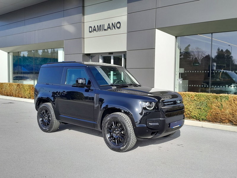 Land Rover Defender nuova a Cuneo (3)