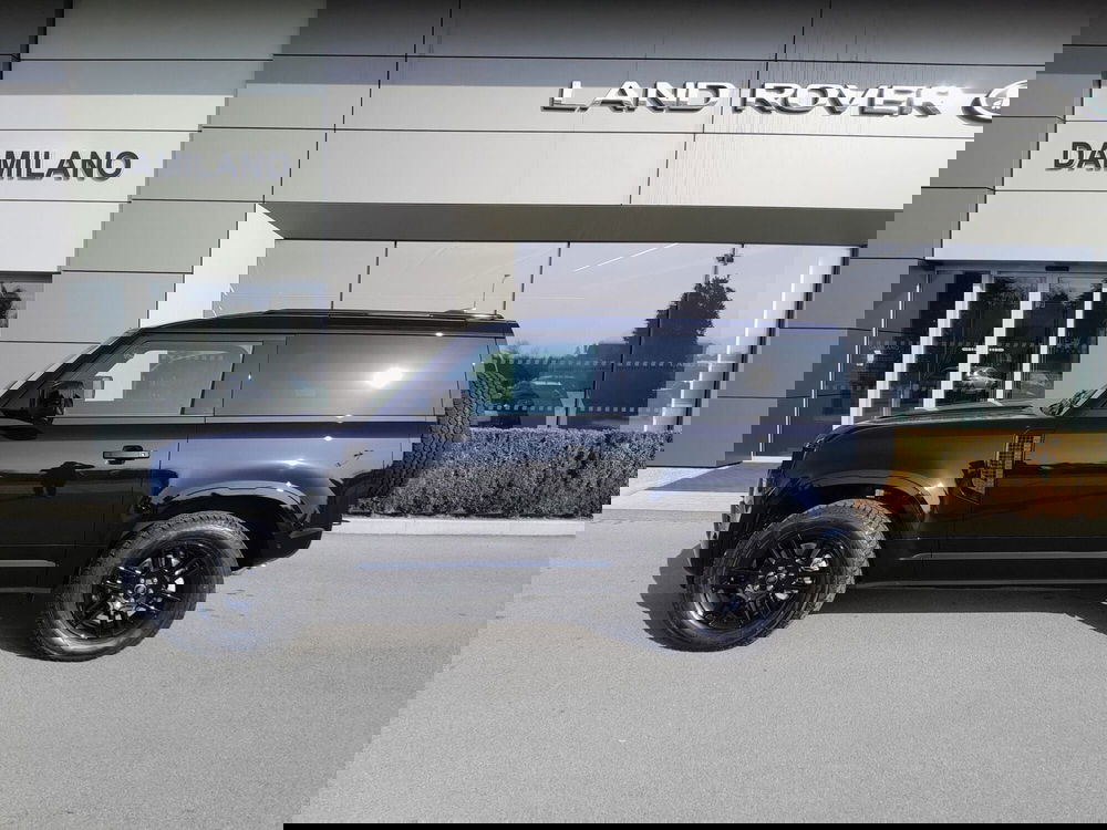 Land Rover Defender nuova a Cuneo (4)