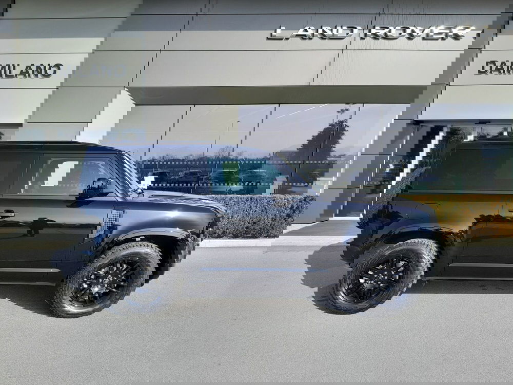 Land Rover Defender nuova a Cuneo (5)