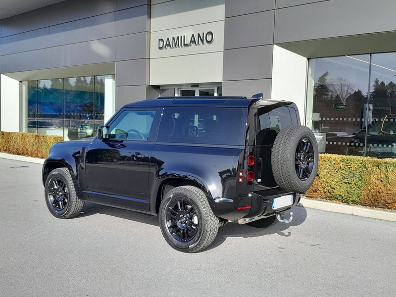 Land Rover Defender nuova a Cuneo (6)