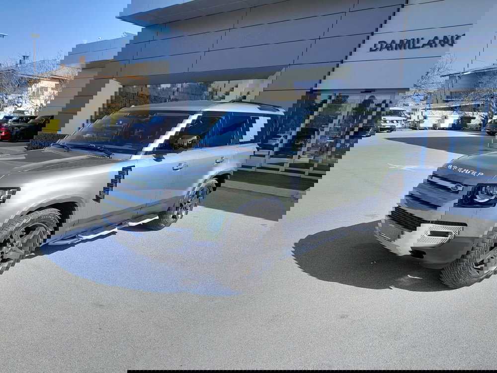 Land Rover Defender usata a Cuneo