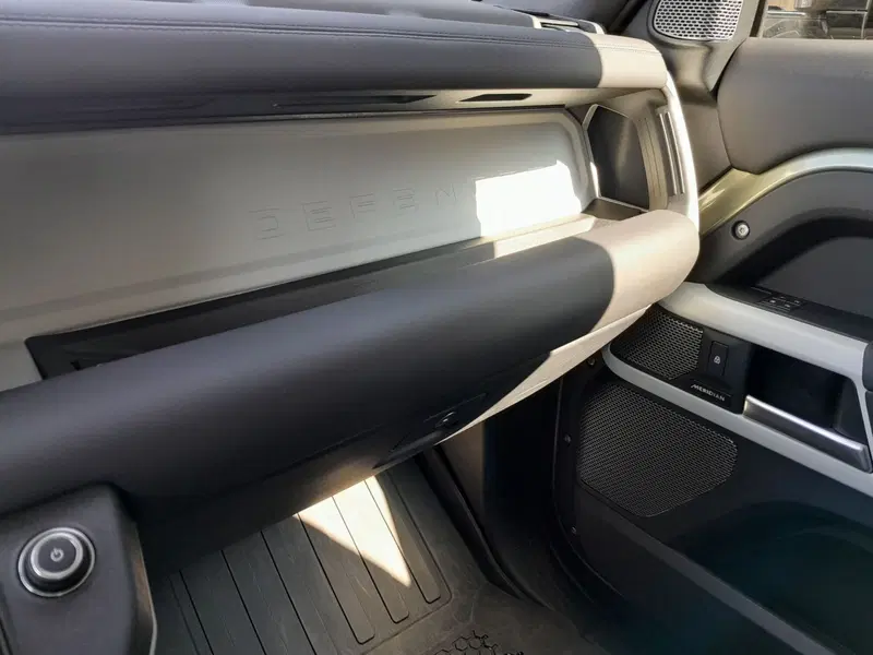 Land Rover Defender usata a Cuneo (11)