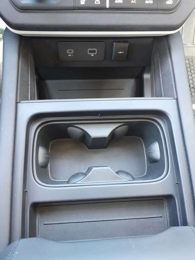 Land Rover Defender usata a Cuneo (12)