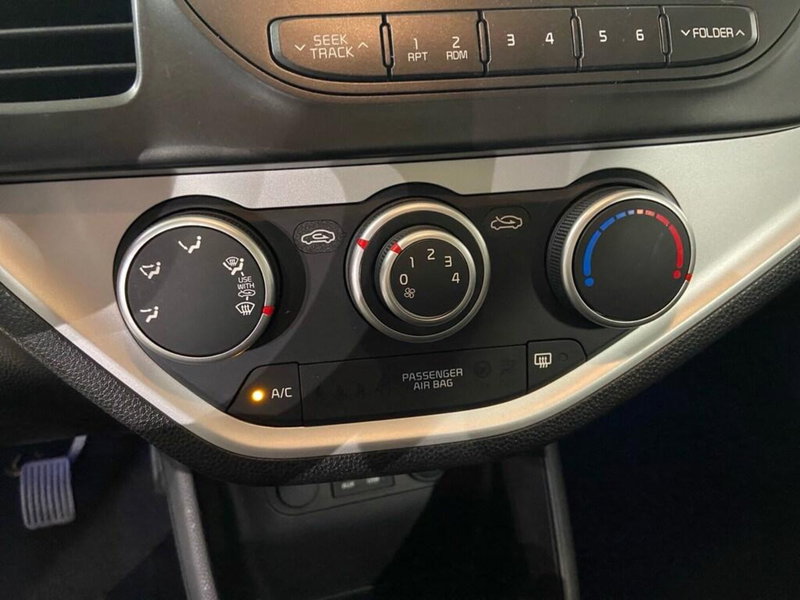 Kia Picanto usata a Torino (10)