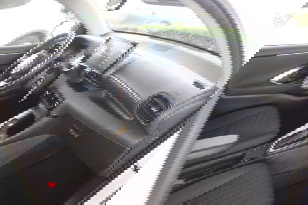 Toyota Yaris Cross usata a Roma (6)