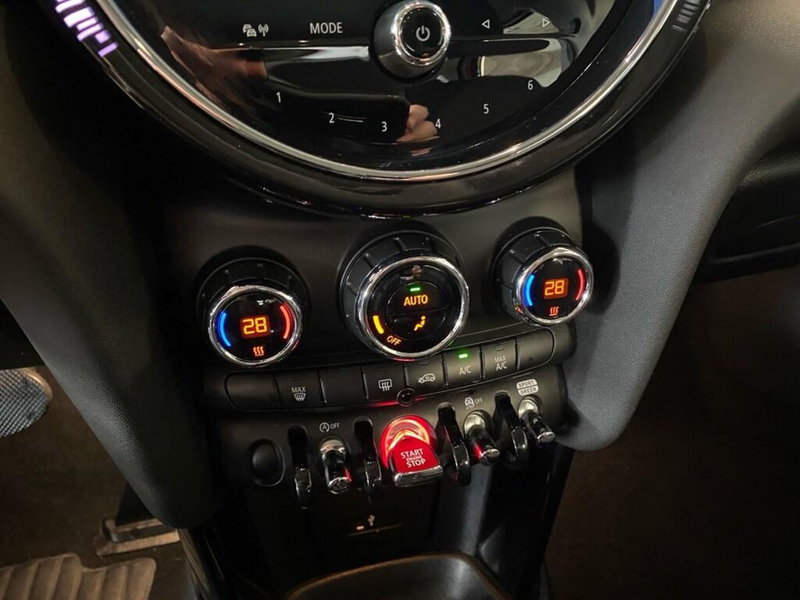 MINI Mini Clubman usata a Torino (11)