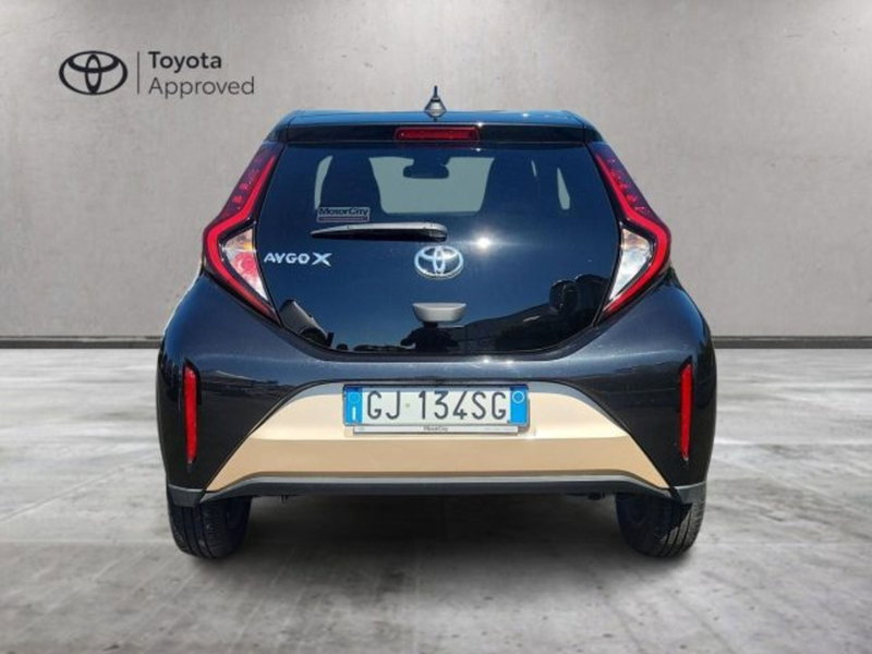 Toyota Aygo X usata a Roma (12)