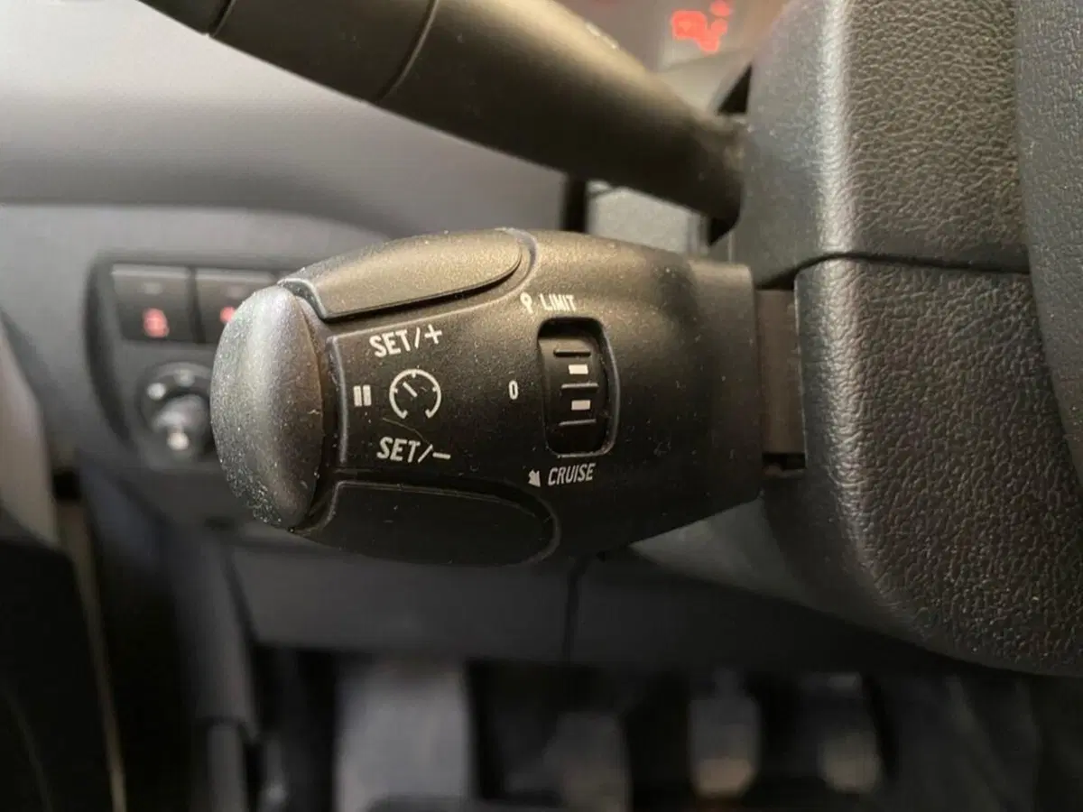 Peugeot Partner Furgone usata a Torino (12)