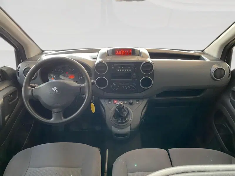 Peugeot Partner Furgone usata a Torino (5)