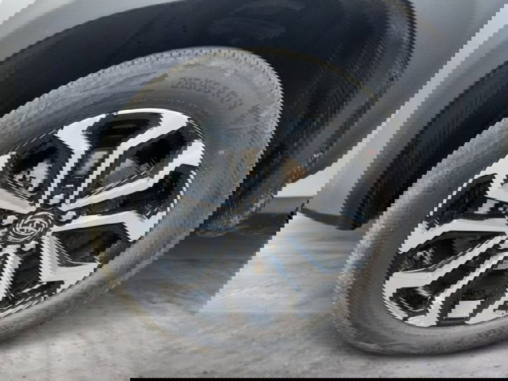 Toyota Yaris Cross usata a Roma (14)