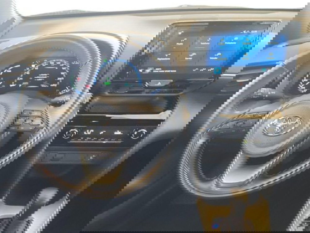 Toyota Yaris Cross usata a Roma (8)