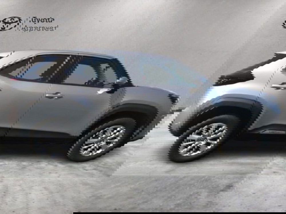 Toyota Yaris Cross usata a Roma (4)