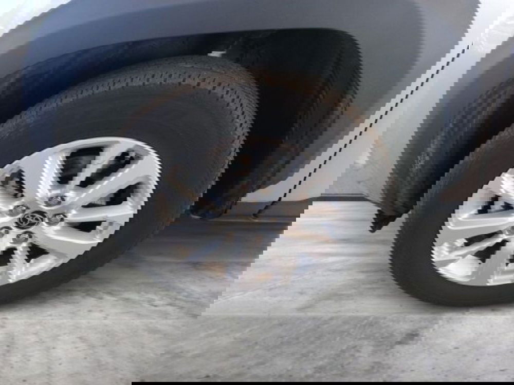 Toyota Yaris Cross usata a Roma (14)