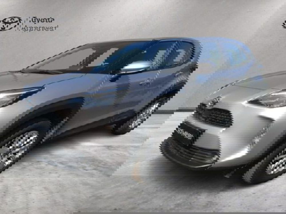 Toyota Yaris Cross usata a Roma (3)