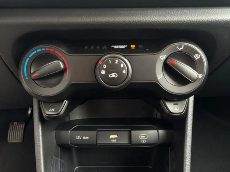 Kia Picanto nuova a Cuneo (14)