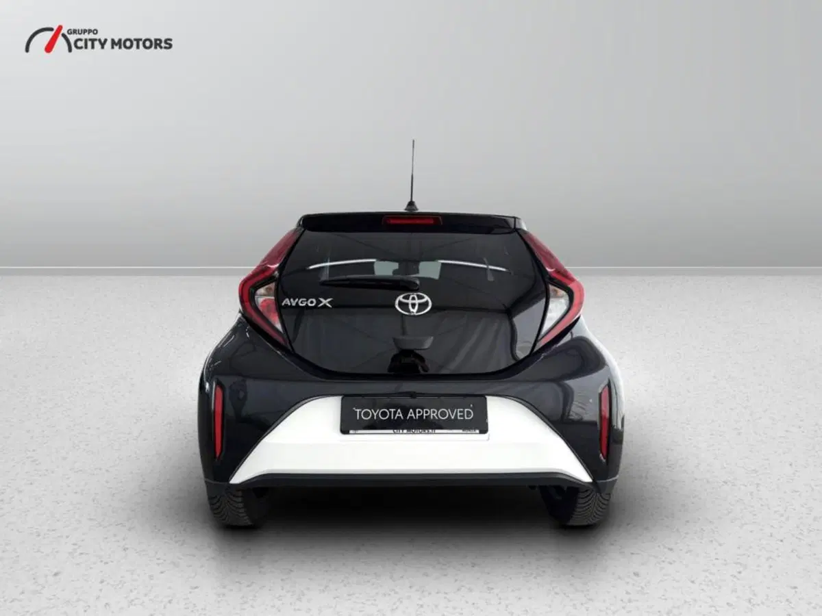 Toyota Aygo X usata a Monza e Brianza (6)