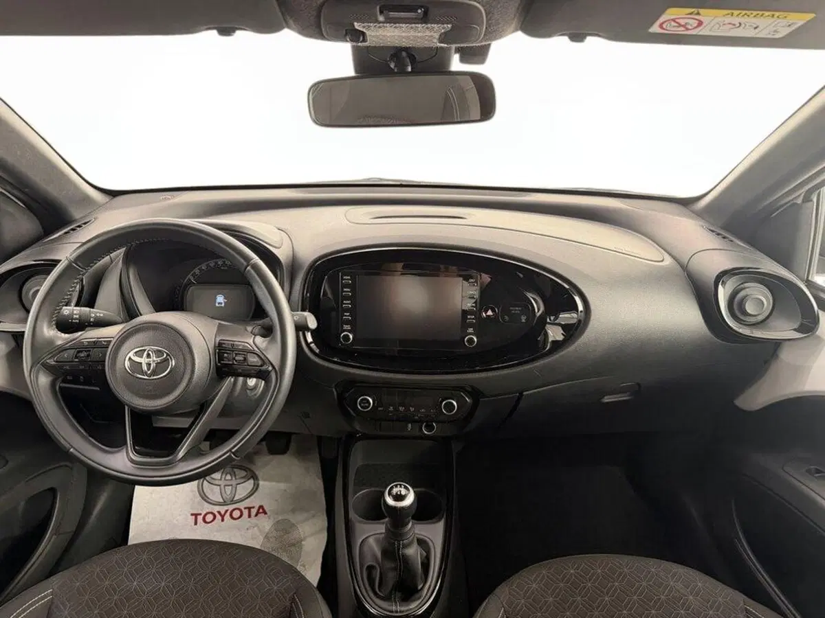 Toyota Aygo X usata a Monza e Brianza (9)