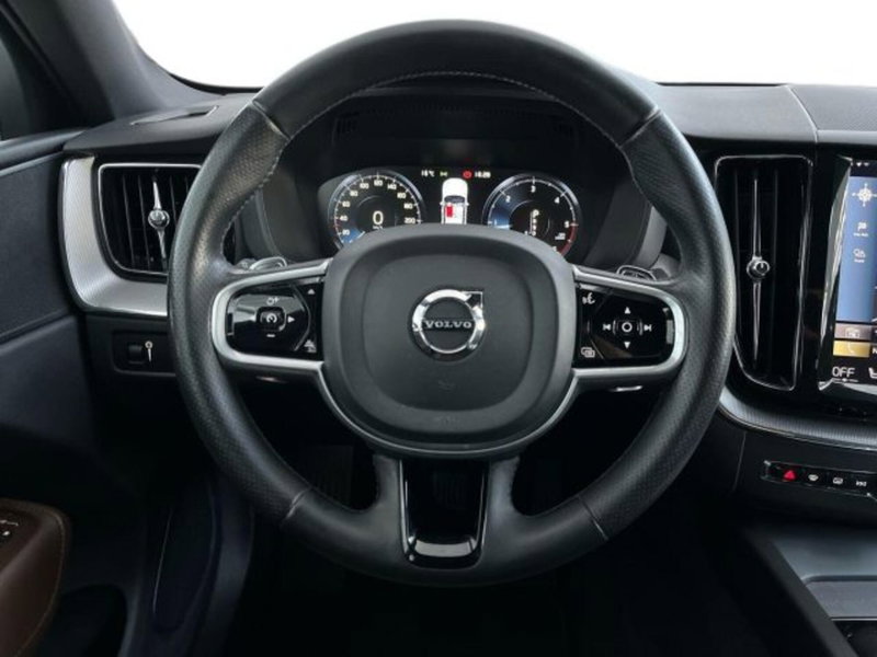 Volvo XC60 usata a Verona (11)