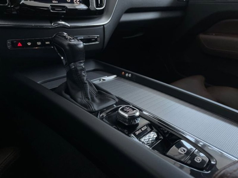 Volvo XC60 usata a Verona (14)