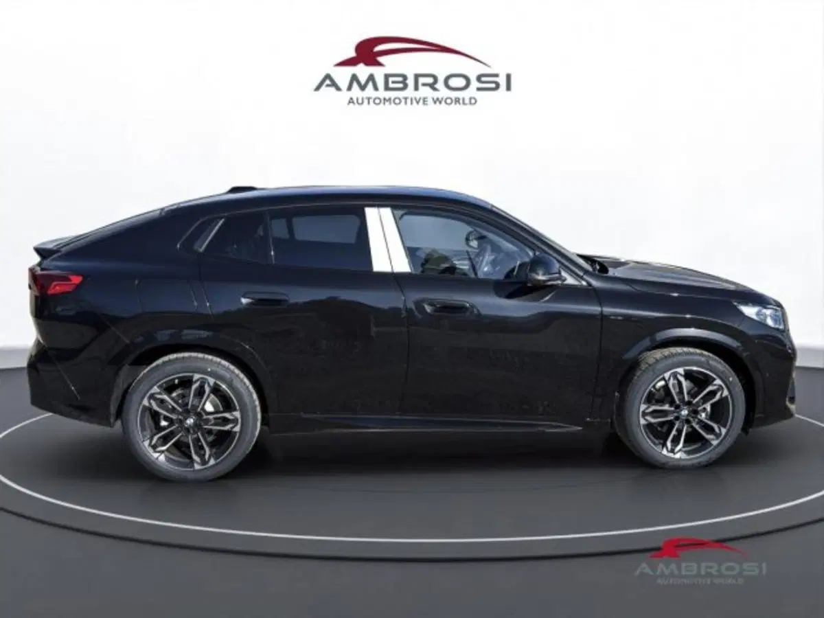 BMW X2 nuova a Perugia (2)
