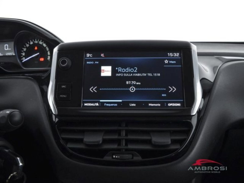 Peugeot 208 usata a Perugia (14)