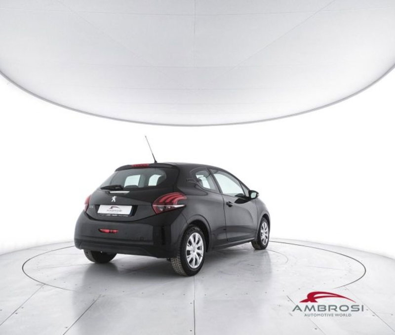Peugeot 208 usata a Perugia (3)