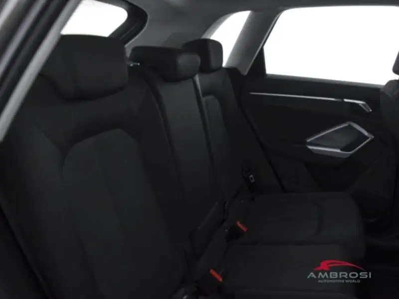 Audi Q3 usata a Perugia (11)