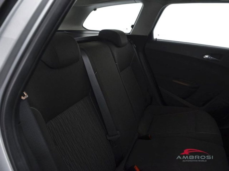 Opel Astra usata a Perugia (11)