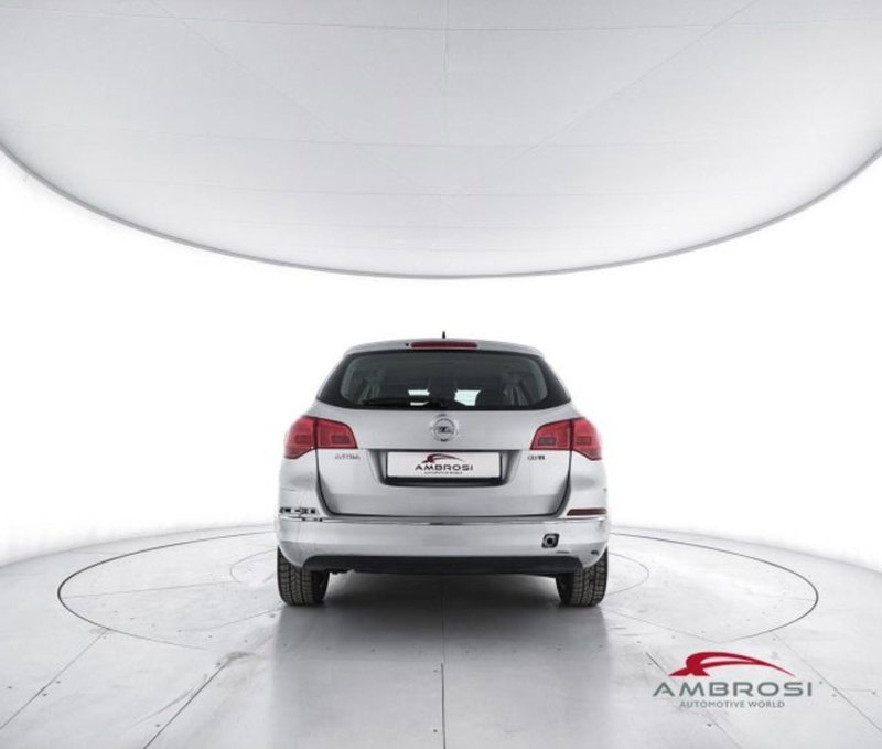 Opel Astra usata a Perugia (6)