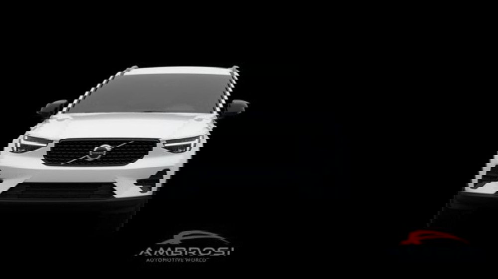 Volvo XC40 nuova a Perugia (8)