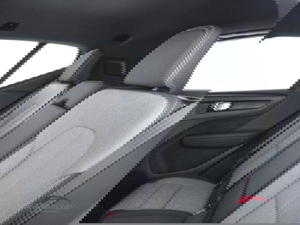 Volvo XC40 nuova a Perugia (10)