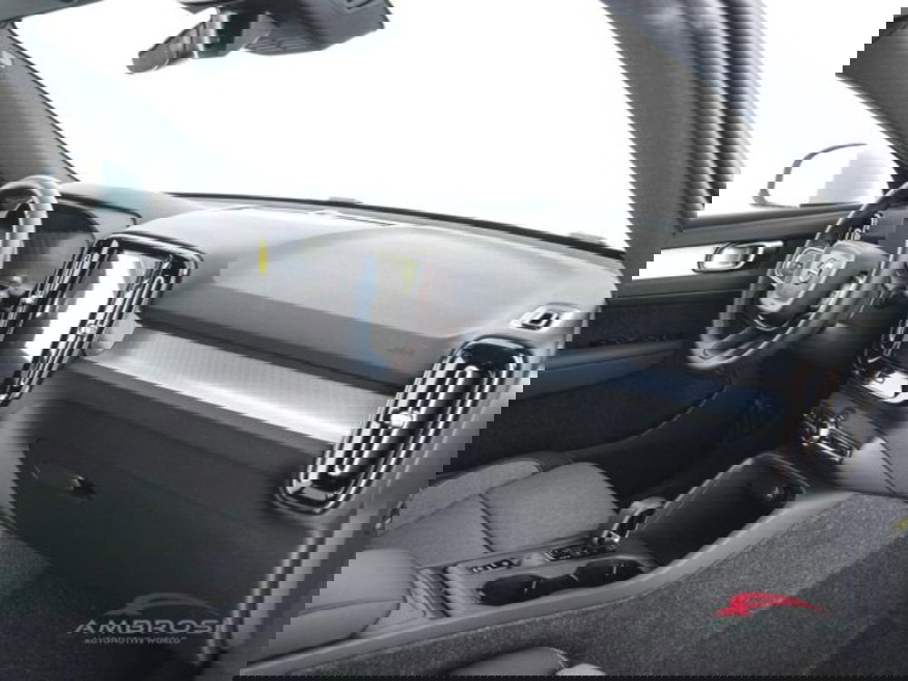 Volvo XC40 nuova a Perugia (12)