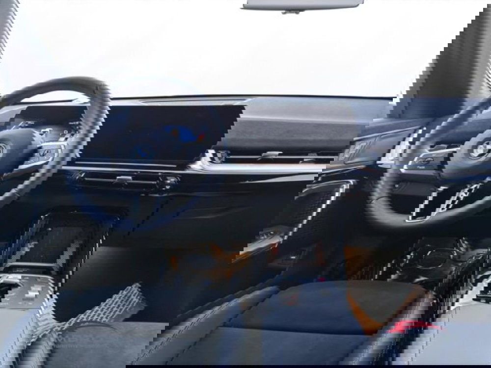 BMW iX2 nuova a Perugia (15)