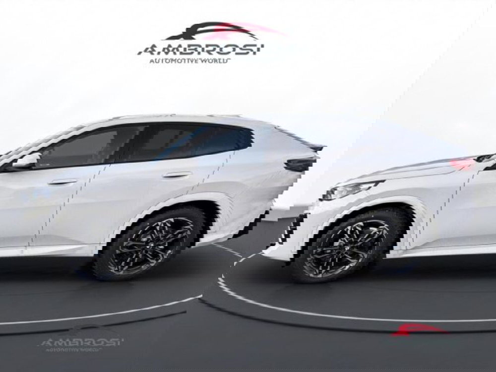 BMW iX2 nuova a Perugia (6)