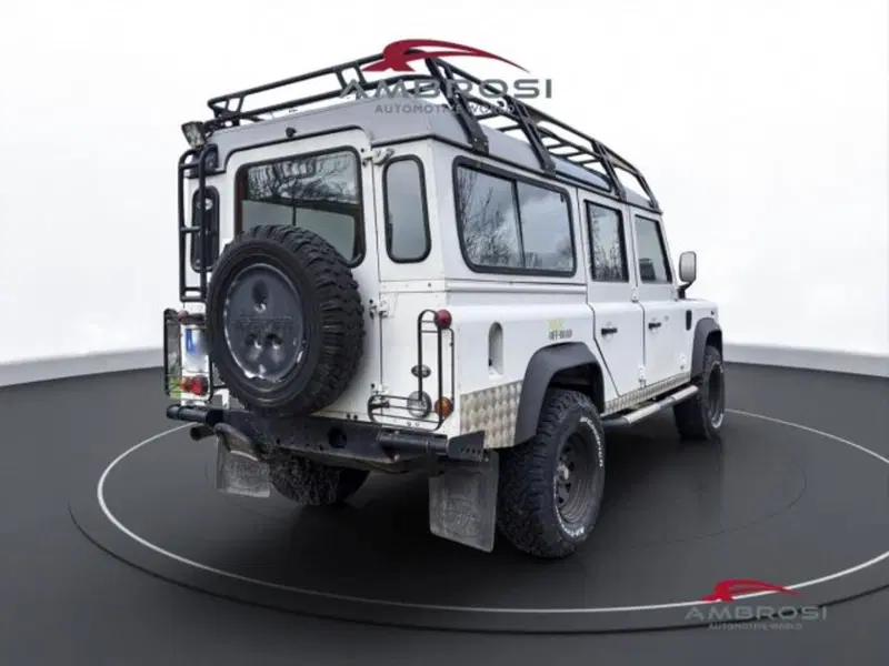 Land Rover Defender usata a Perugia (3)