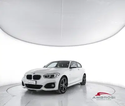 BMW Serie 1 116d 2.0 116CV cat 3 porte Attiva DPF del 2018 usata a Corciano