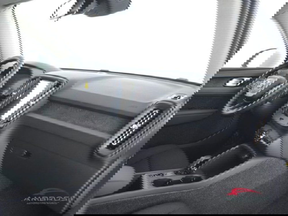 Volvo XC40 nuova a Perugia (12)