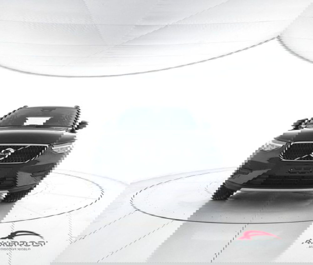 Volvo XC40 nuova a Perugia (5)