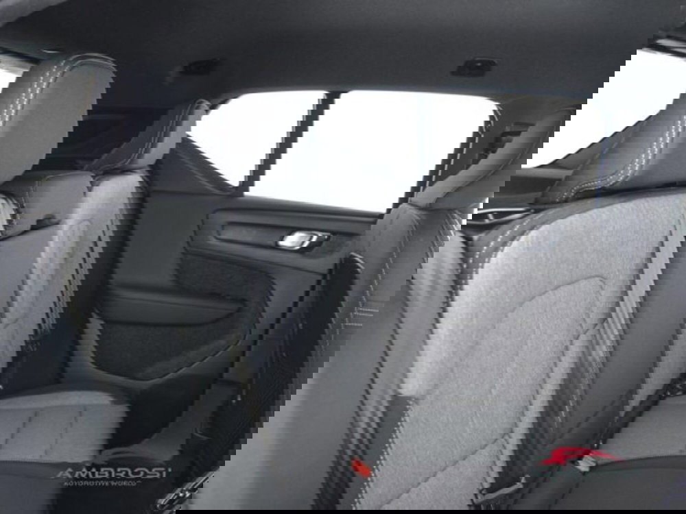 Volvo XC40 nuova a Perugia (11)