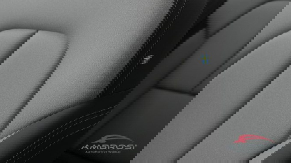 Volvo XC40 nuova a Perugia (11)