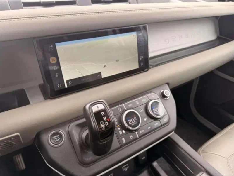 Land Rover Defender usata a Siena (13)