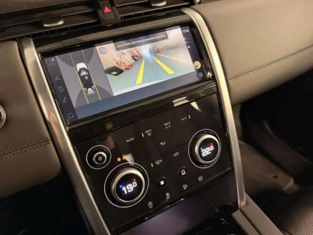 Land Rover Discovery Sport usata a Siena (12)
