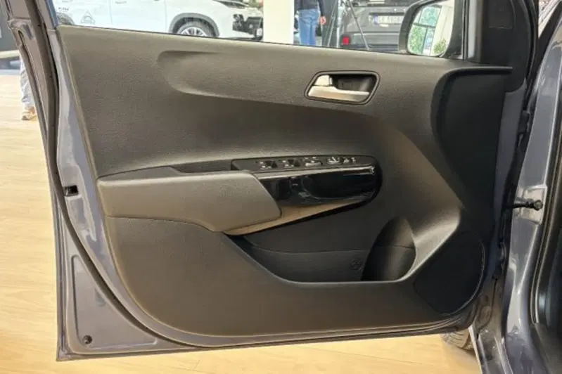 Kia Picanto usata a Latina (12)