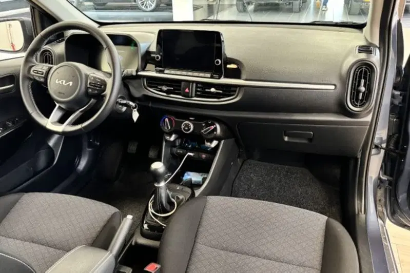 Kia Picanto usata a Latina (9)