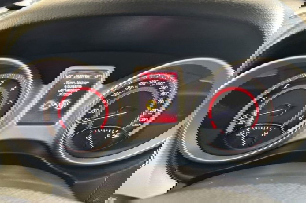 Fiat Freemont usata a Latina (13)