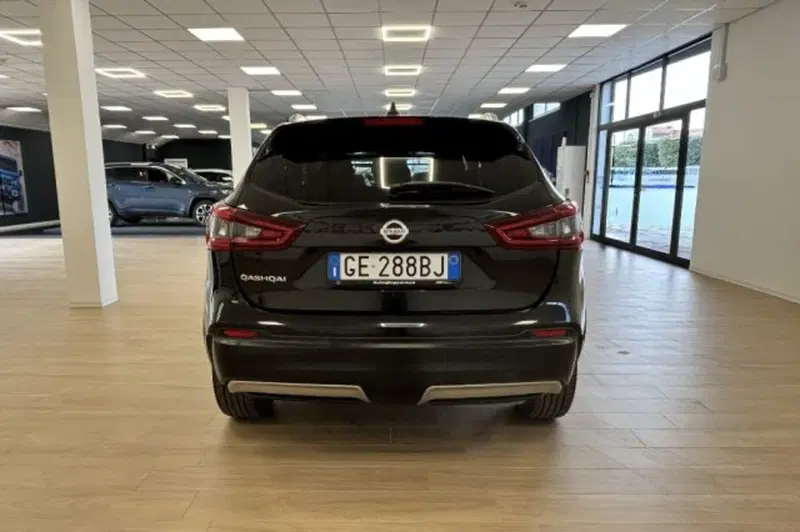 Nissan Qashqai usata a Latina (6)