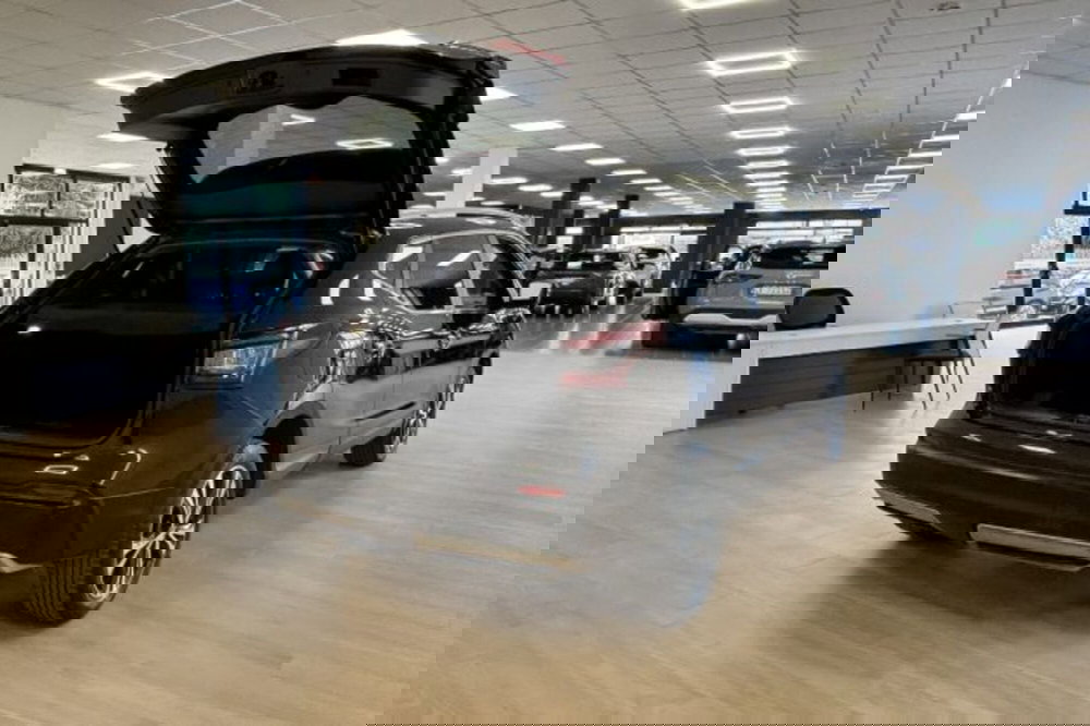 Nissan Qashqai usata a Latina (7)