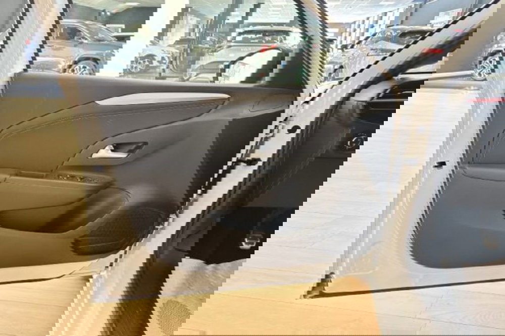 Opel Corsa usata a Latina (12)