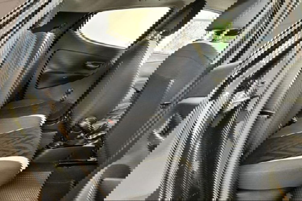 Lancia Ypsilon usata a Latina (11)