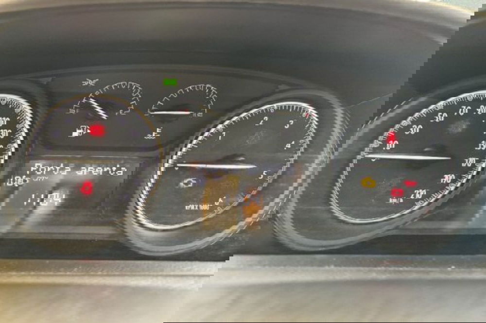 Lancia Ypsilon usata a Latina (13)